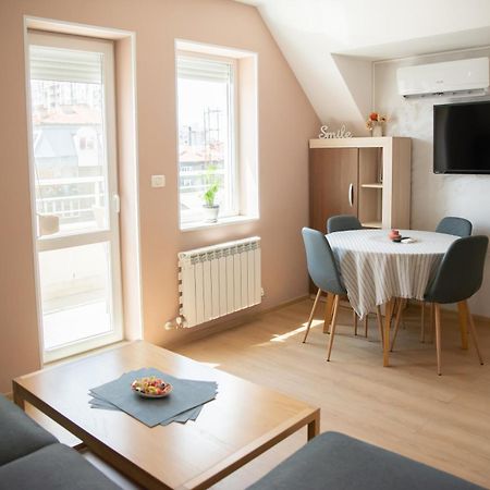 Mdm Apartment City Center Ruse Exterior foto