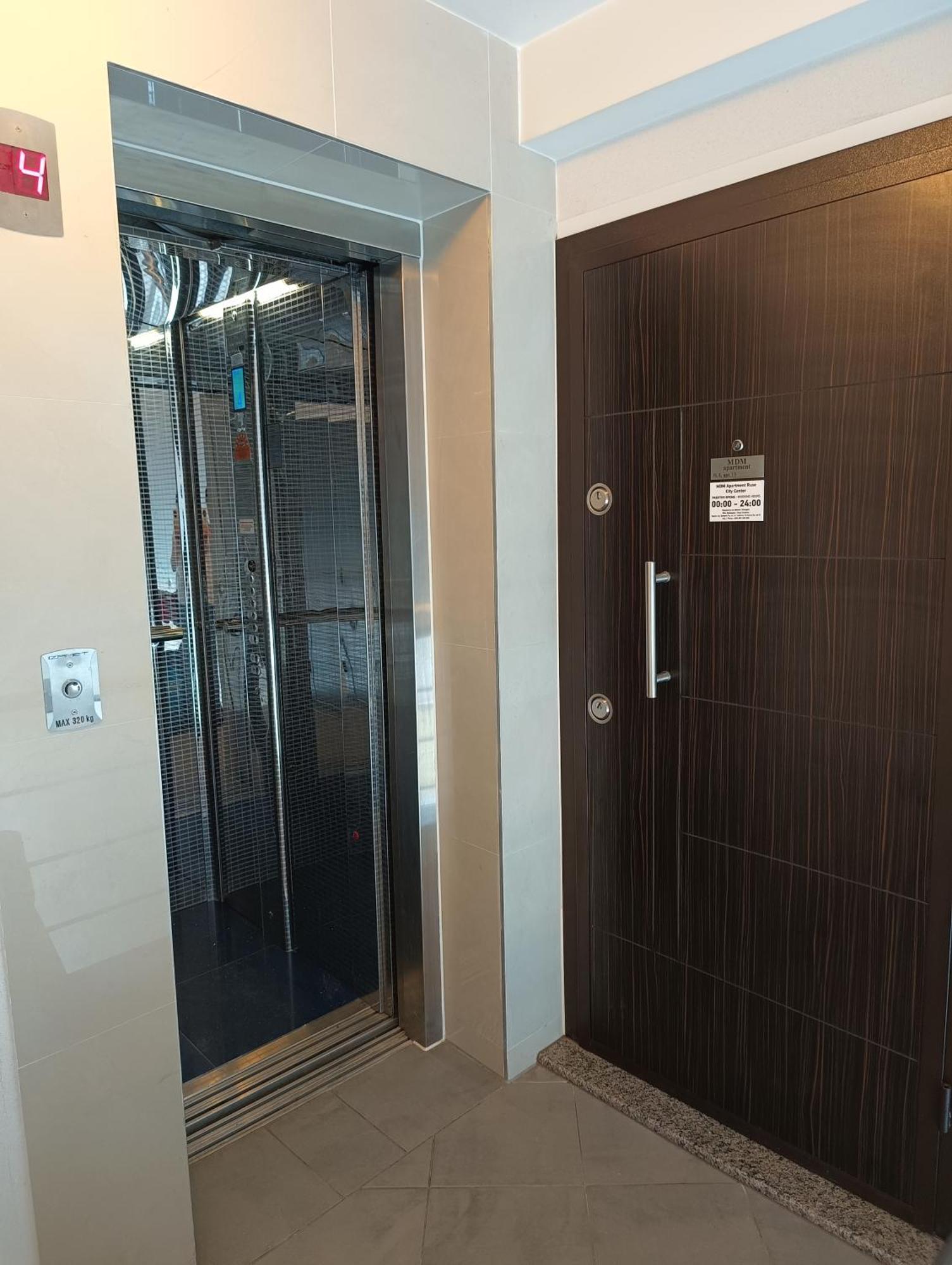 Mdm Apartment City Center Ruse Exterior foto