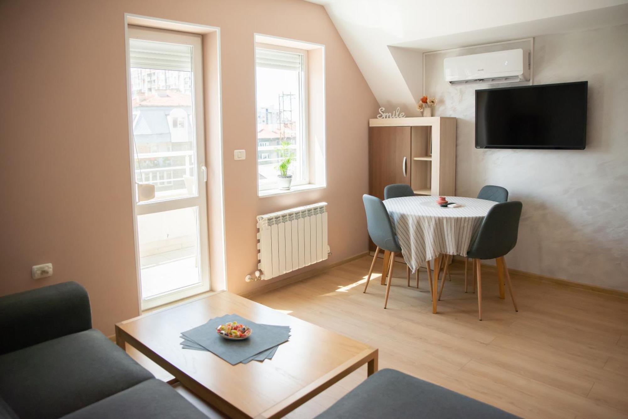 Mdm Apartment City Center Ruse Exterior foto